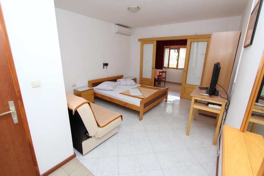And Mariza Rovinj